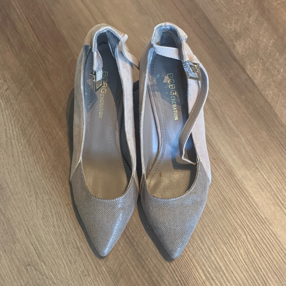 BCBGeneration Women's Heels Size 6